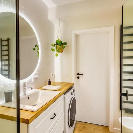 National Stadium Sunny By Bookinghost Apartament *